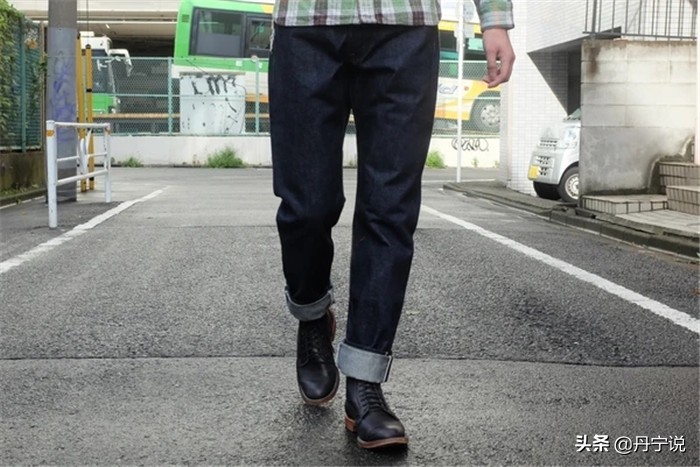 传统直筒裤型太肥了吗？日本武士品牌推出宽松锥形牛仔裤