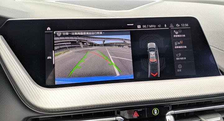 这驾感，依旧又浓又辣，试驾全新一代宝马M135ixDrive