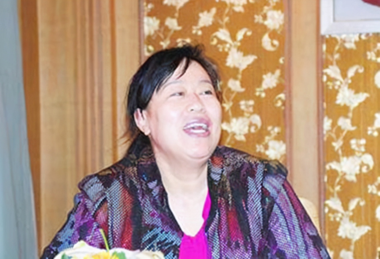 山西农妇丁书苗：卖鸡蛋起家，运煤成亿万富翁，因贪念59岁入狱