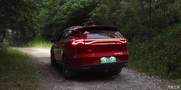 新款唐dm2022款试驾,22年21款顶配唐dm零百实测