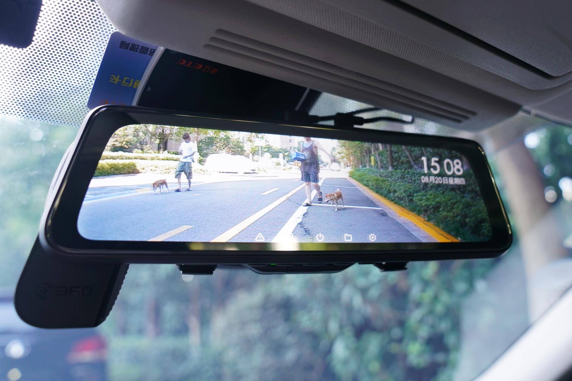 双录流媒体记录仪,流媒体行车记录仪对电瓶有伤害吗