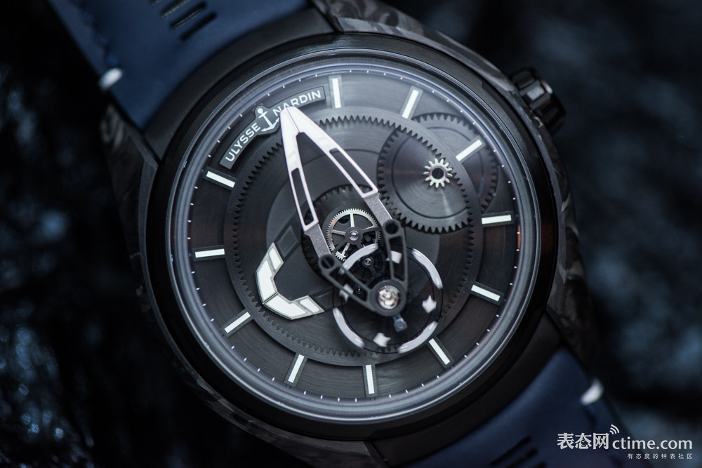 从日常佩戴感受到详尽技术分析,告诉你关于FreakX的一切。