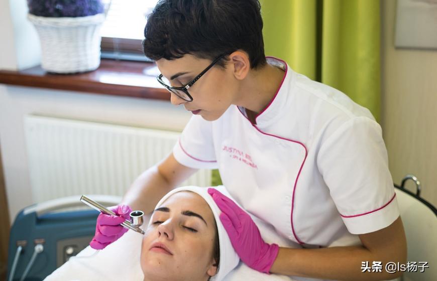 一整套护肤流程是怎么样,最正确的护肤顺序怎么护肤