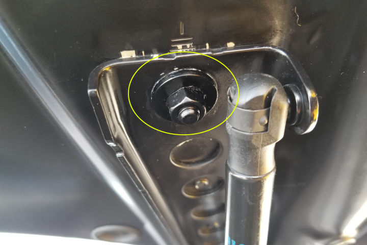 奥迪a82006款a8l6.0w12quattro旗舰型,小排三缸车