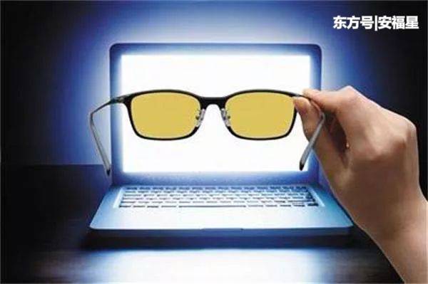 蒸汽眼罩和眼贴和眼药水哪个更好,护眼贴和眼药水热敷眼罩哪个好