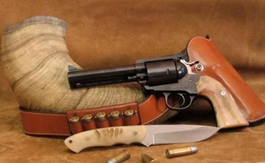 容弹量最大的沙漠之鹰手枪,世界上最小的手枪沙漠之鹰