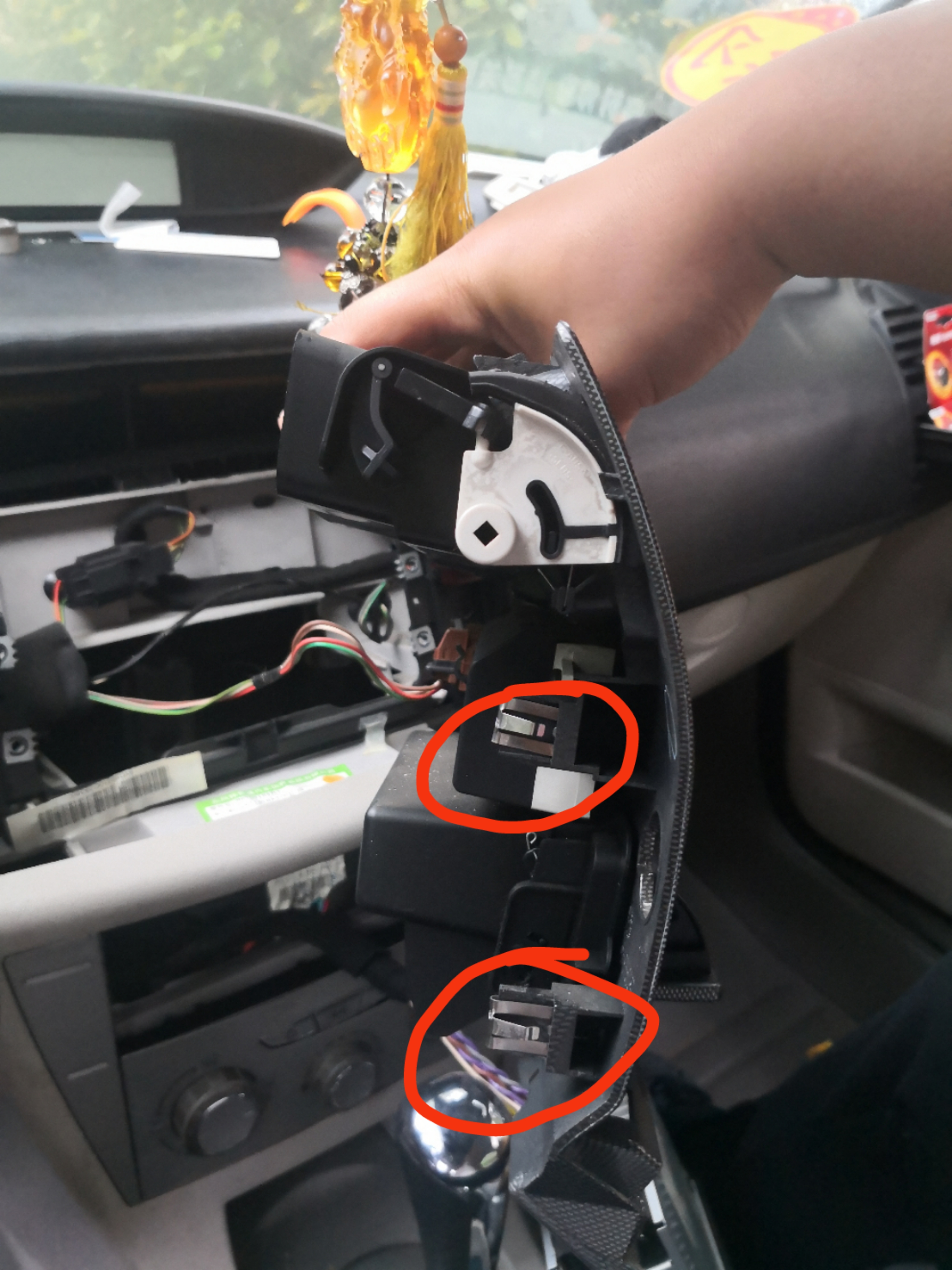 2012款世嘉改方向盘中控屏,2011款世嘉原车倒车影像