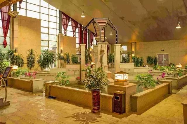 长春市附近泡温泉,长春适合冬天户外泡温泉的地方