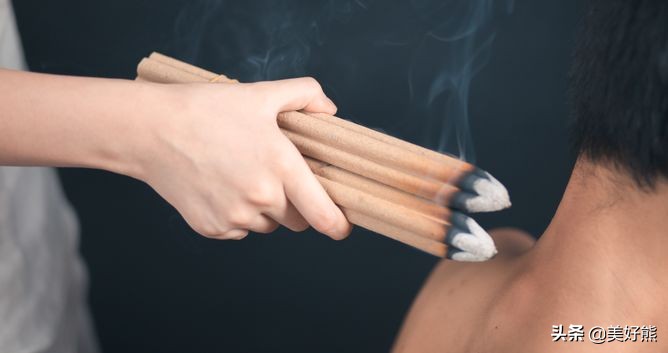 艾灸后的七大症状,艾灸灸着就睡着了好不好