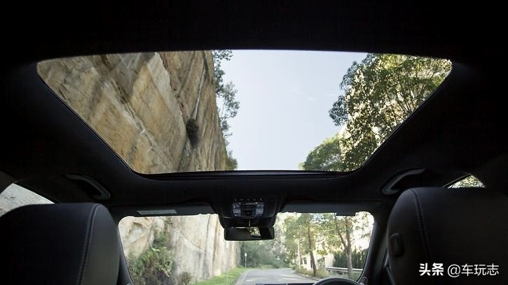 2017款奔驰gla250落地多少钱,奔驰gla250报价及图片