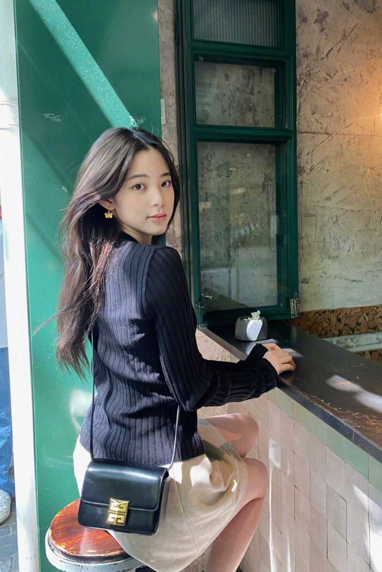 欧阳娜娜的清爽穿搭,欧阳娜娜夏日穿搭美图