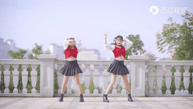 跳首偶像的歌醉倾城,跳首偶像的歌舞