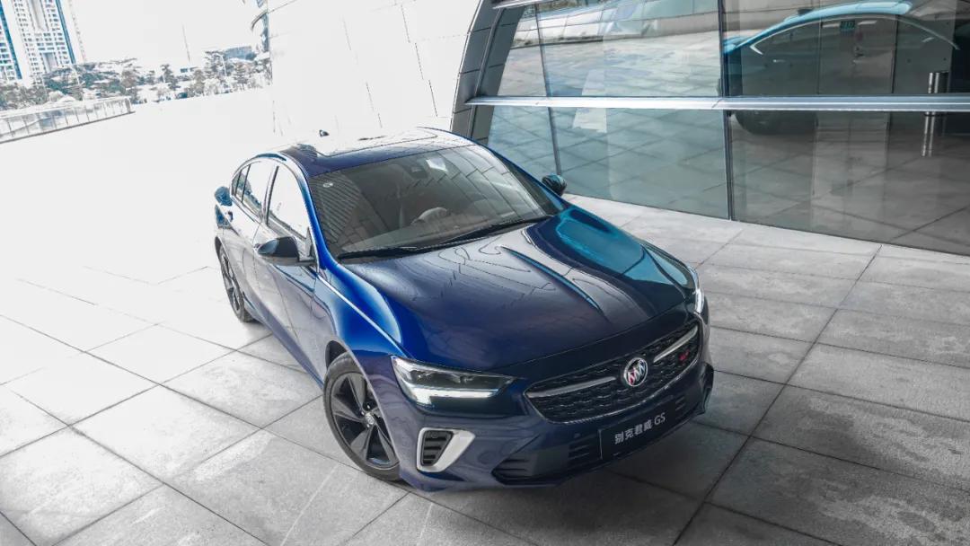 试驾君威2015款gs纵情运动版,君威gs山路试驾