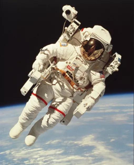 工程塑料为战备应急包赋能，看看它能干啥