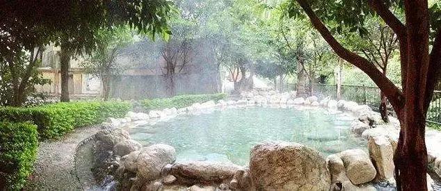 云南保山附近有哪些天然温泉,云南罗茨温泉哪家环境好又实惠