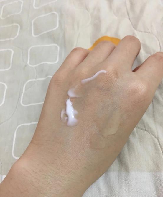 不同肤质怎么挑保湿水,滋润型的水乳怎样用才能适合油皮