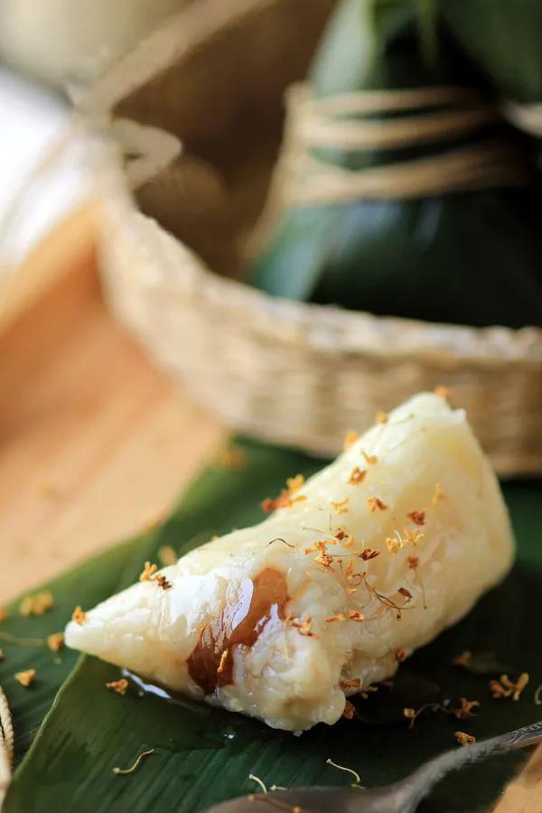 粽子怎么能包的特别紧不漏米,煮粽子时为何会出现粽子夹生现象