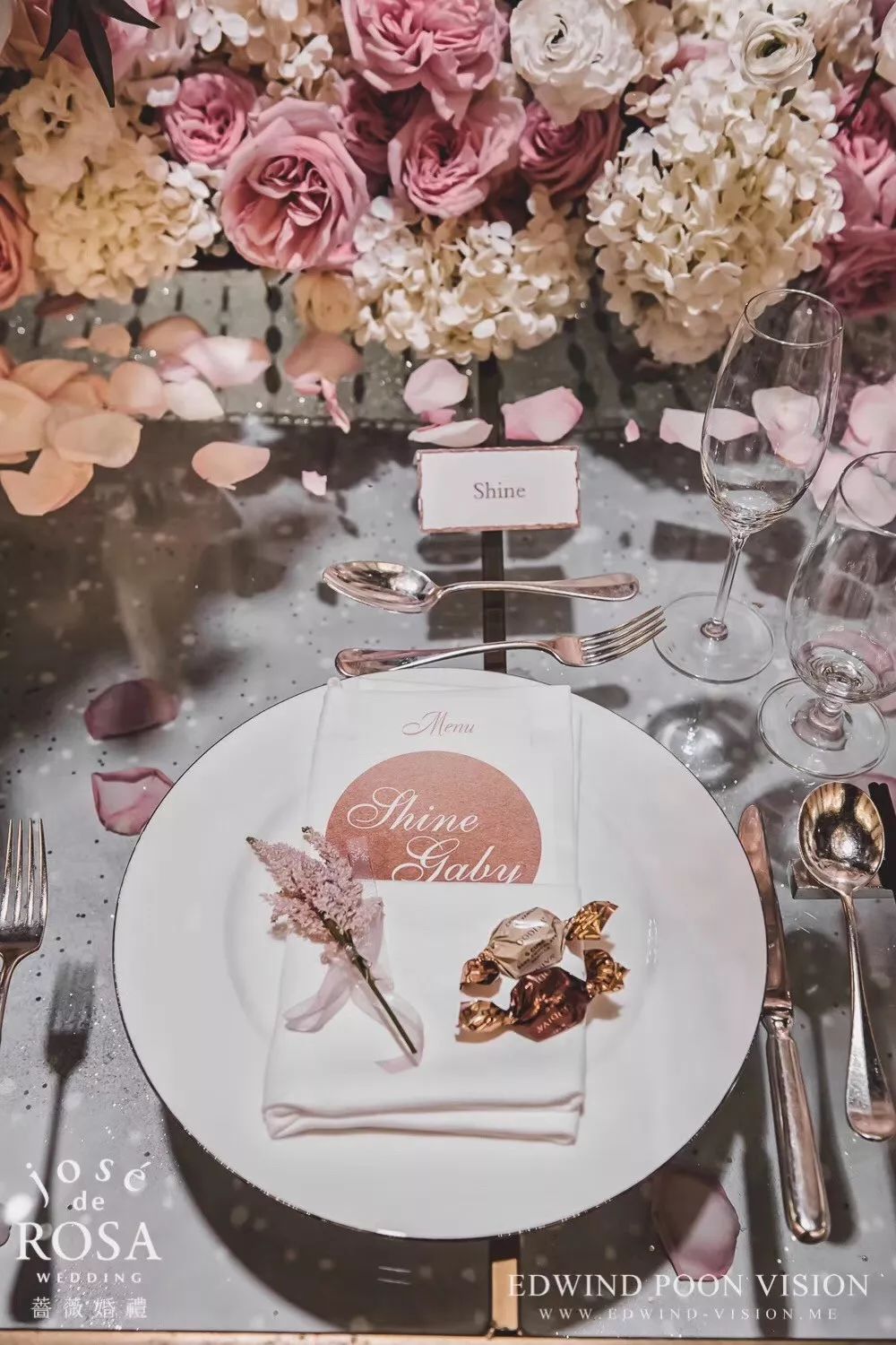 为什么婚礼延期很麻烦,婚礼延期但是仪式不延期怎么办