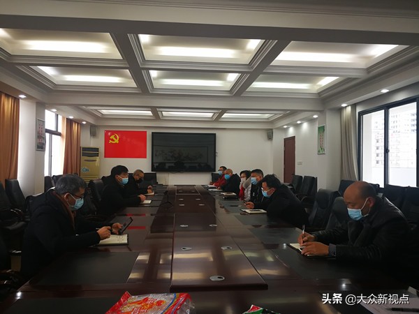 疫线逆行书写使命担当,战疫一线逆行者的担当与风采