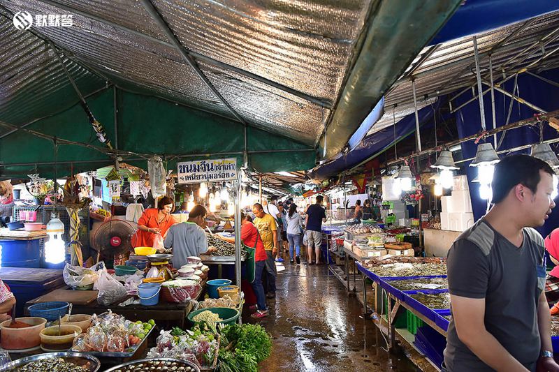 芭提雅怎么去蓝波海鲜市场,芭提雅自助海鲜300泰铢