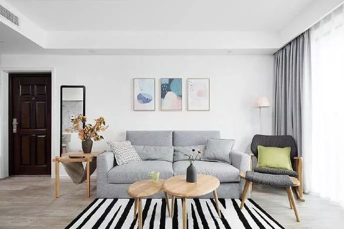 墙纸与乳胶漆的优缺点,墙纸比乳胶漆甲醛多吗