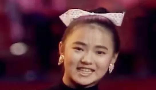 伊能静的坎坷情史：亲手葬送23年感情，离婚后嫁秦昊收获幸福