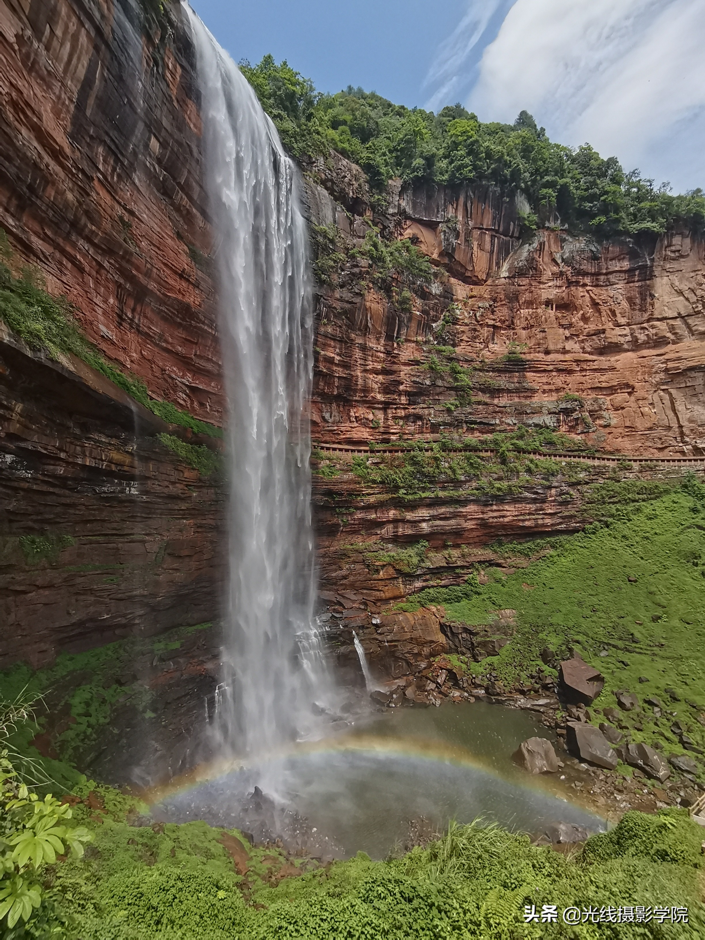 荣耀x10有没有5g,荣耀x105g风暴