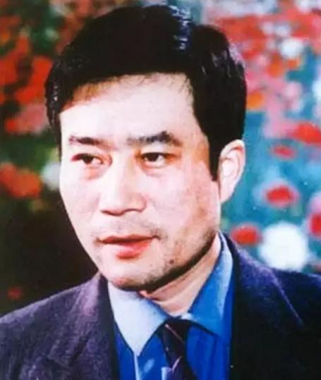 横跨57年，这2部电影3个山东男人，凭什么惹哭了3代中国人？