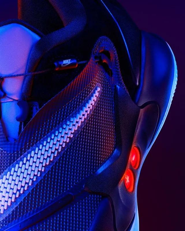 “为了这双鞋,我才买的这台iPhone”