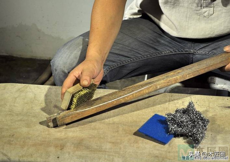 实木家具修复师傅价格,硬木家具修复师傅