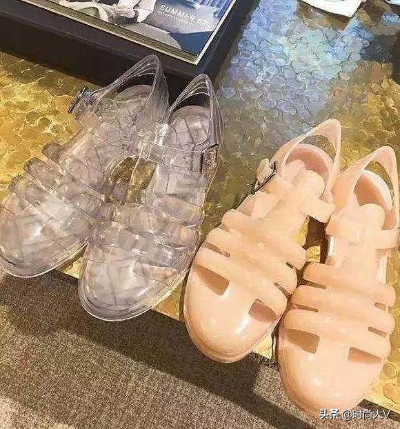 5千元一个蛇皮袋,香奈儿蛇皮袋包包