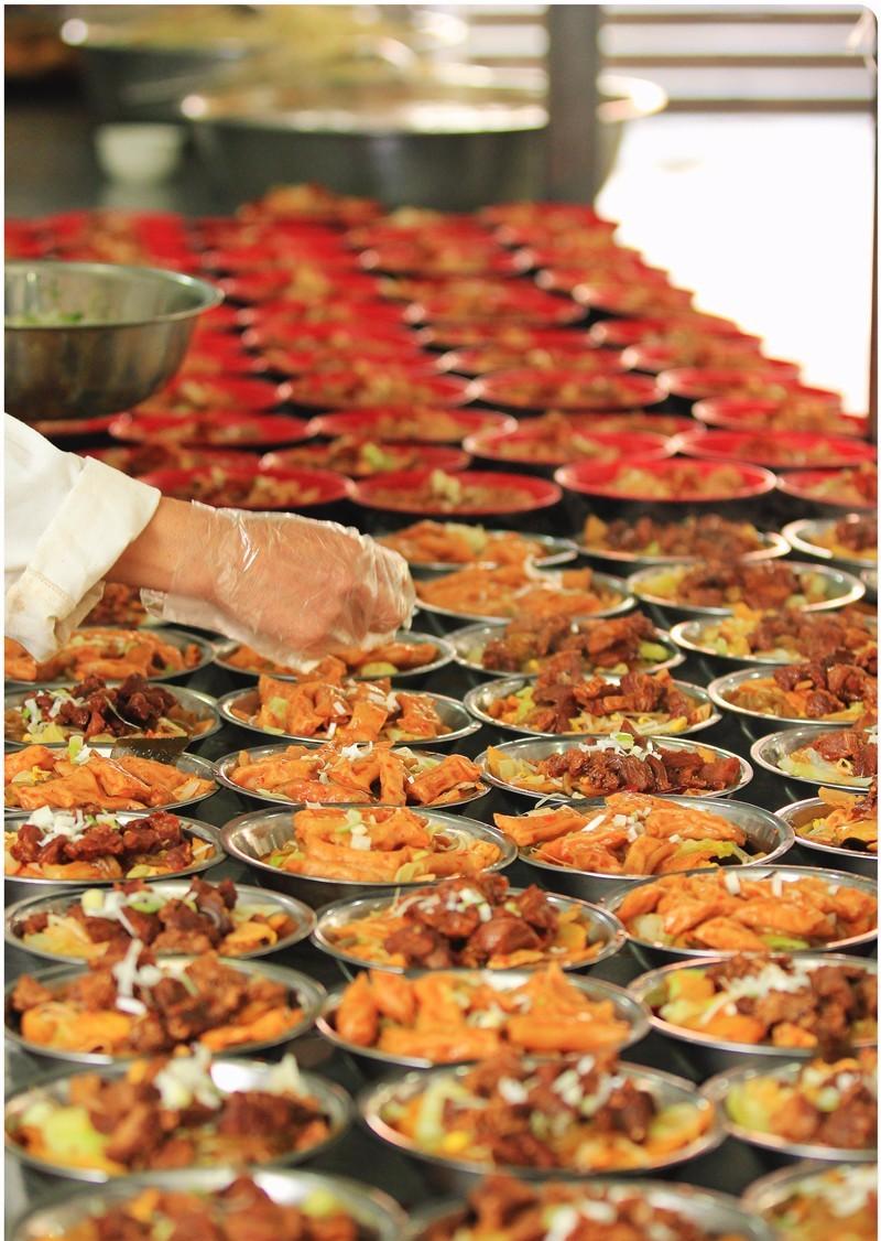 吃在“远航大酒楼”,绵阳学生的最高伙食标准