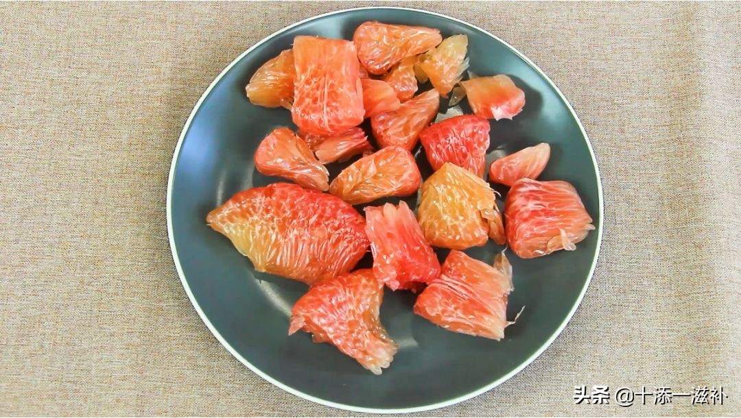 好喝又解腻的蜂蜜柚子茶,来杯蜂蜜柚子茶清凉一夏