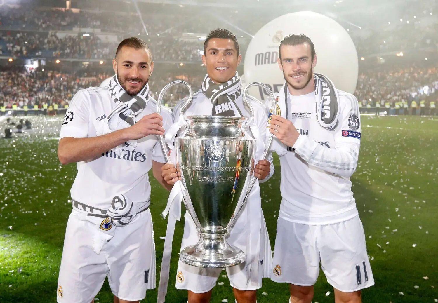 贝尔在热刺披几号球衣,贝尔热刺9号球衣