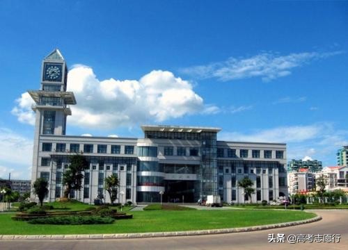 3所实力很强的财经类普通大学，1所排名靠后，高考录取分数却超高