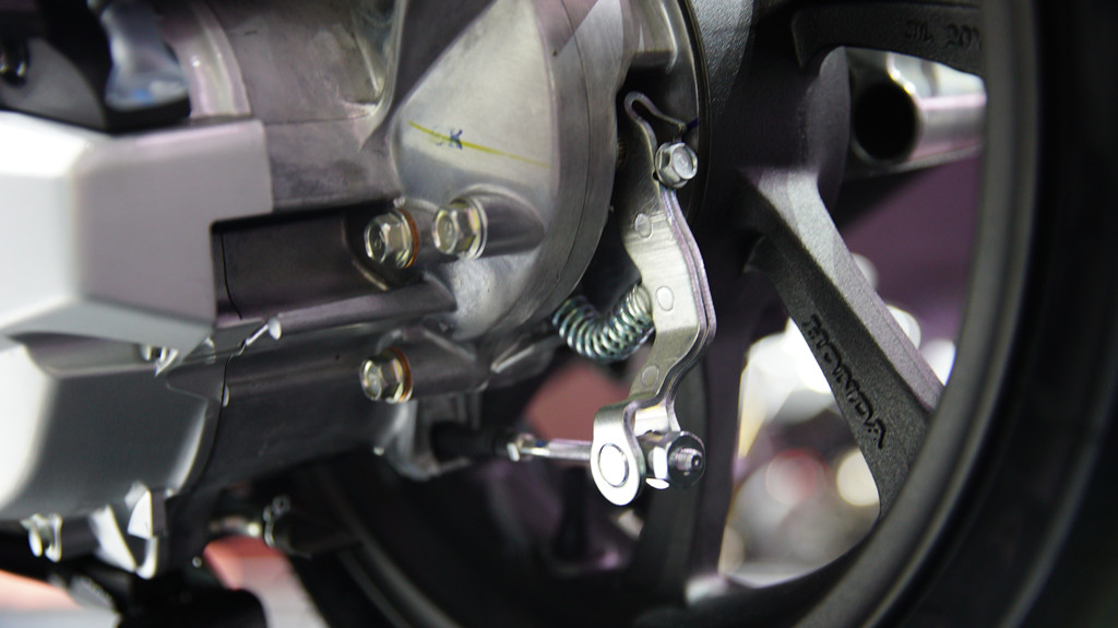 本田踏板摩托车pcx160多少钱,大踏板本田pcx多少钱