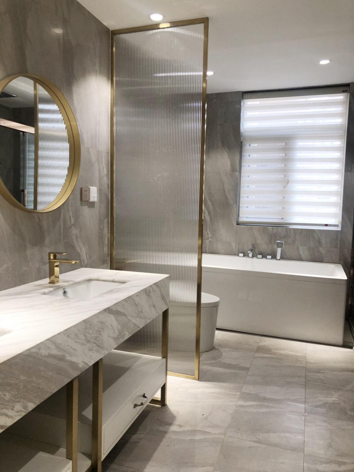 长虹玻璃8mm好还是5mm双层好,长虹玻璃怎么样啊好用吗