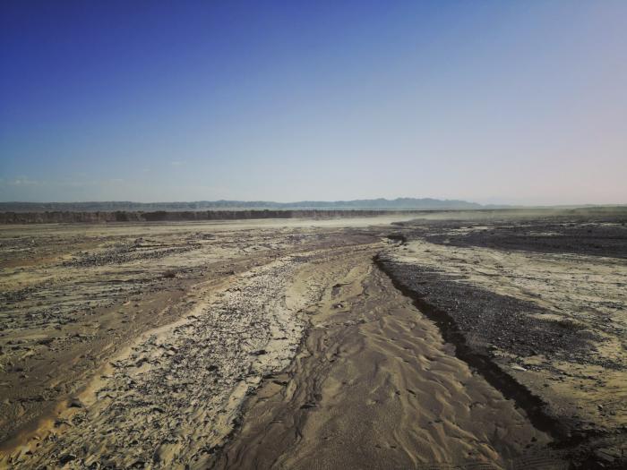 淮南朝阳医院18名医生，两天一夜暴走56公里，平庸的生活中拥抱你