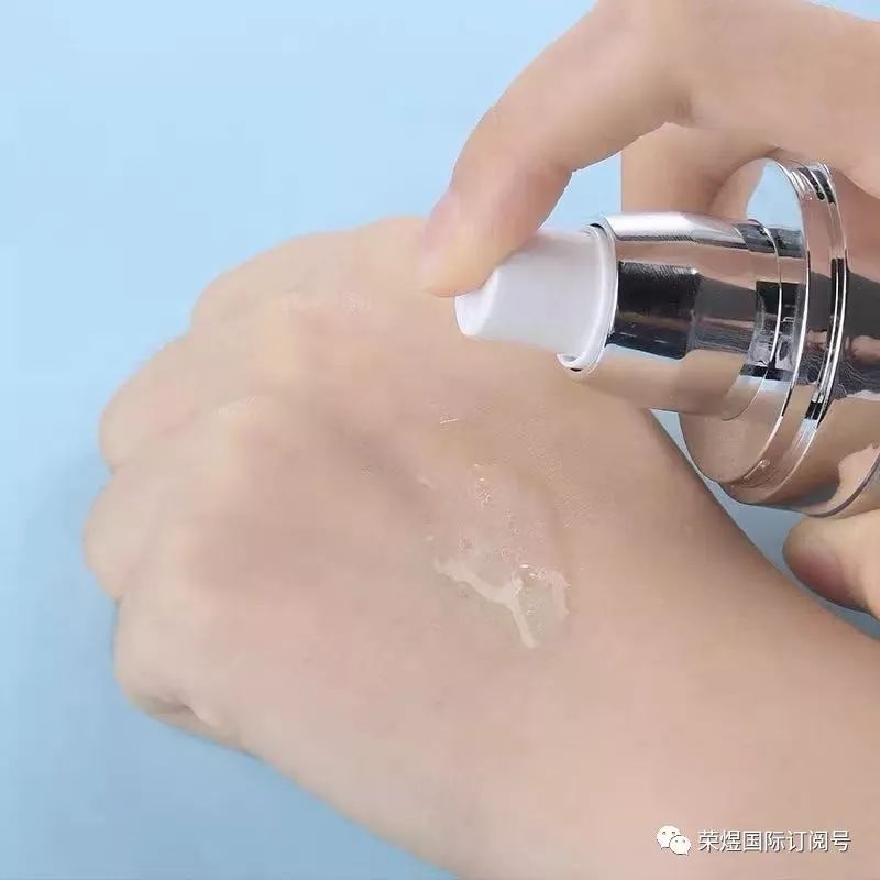 有一种丑叫内分泌失调,有一种丑叫做肤色不均的图片