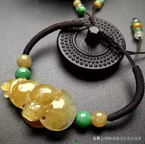 翡翠雕刻房子造型寓意,翡翠雕刻蚂蚁和虫子寓意