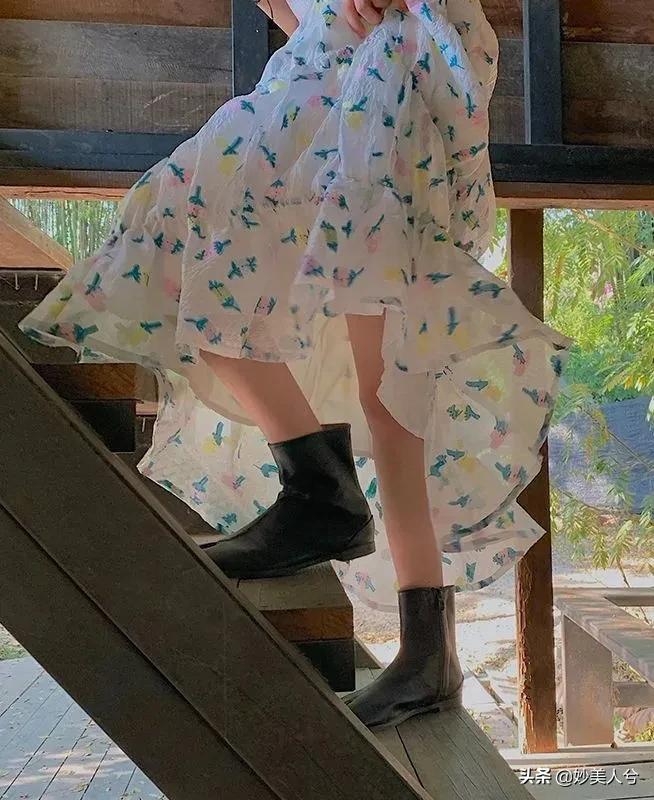 经典半身裙时髦到飞起,优雅迷人的半身裙你值得真正拥有