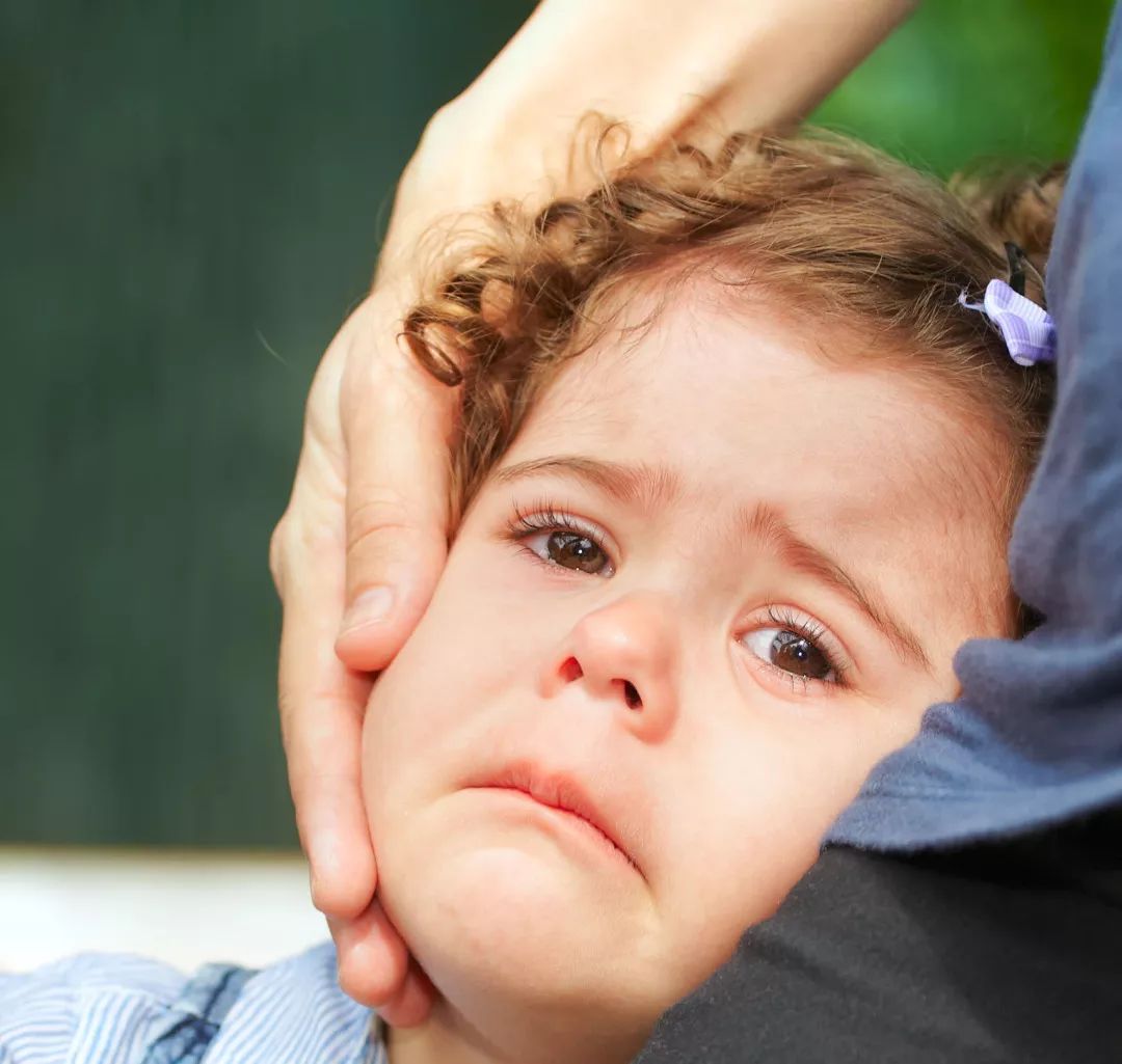 孩子哭闹不听话怎么管教,孩子不听劝怎么办怎么引导
