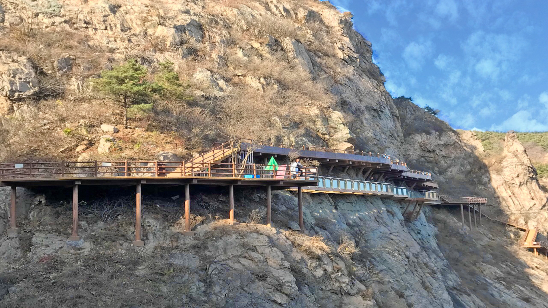 济南周边2-3天短途海边旅游,日照济南一日游