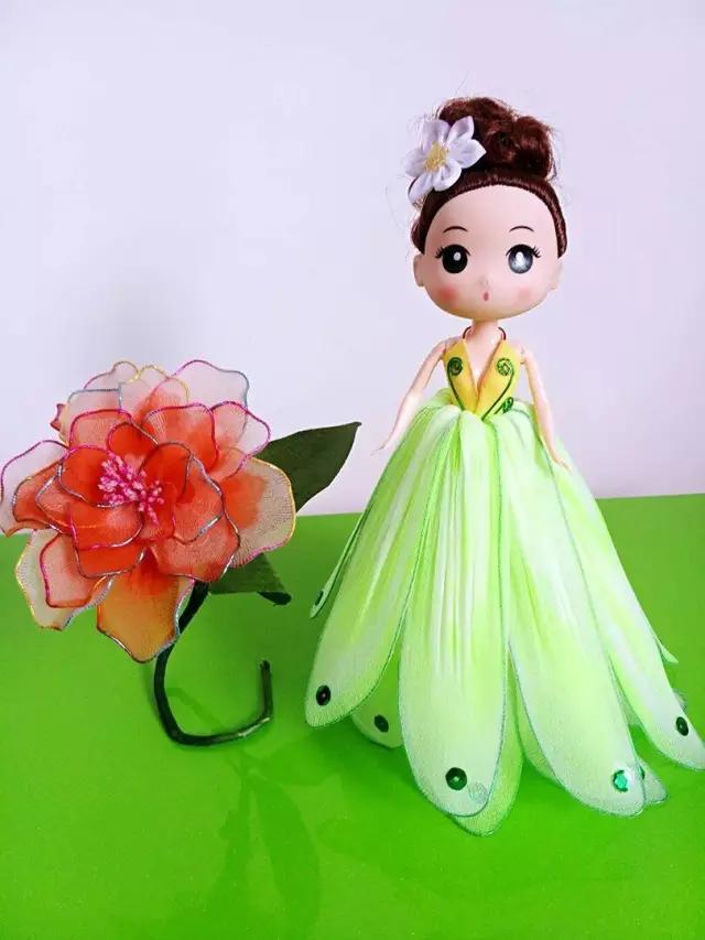 袜子给芭比娃娃做古风裙子,把芭比娃娃穿在身上