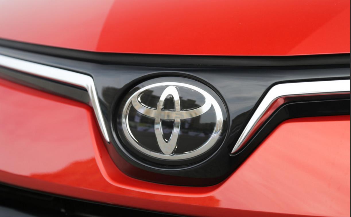 全新轩逸对比新款卡罗拉,2020轩逸和全新卡罗拉