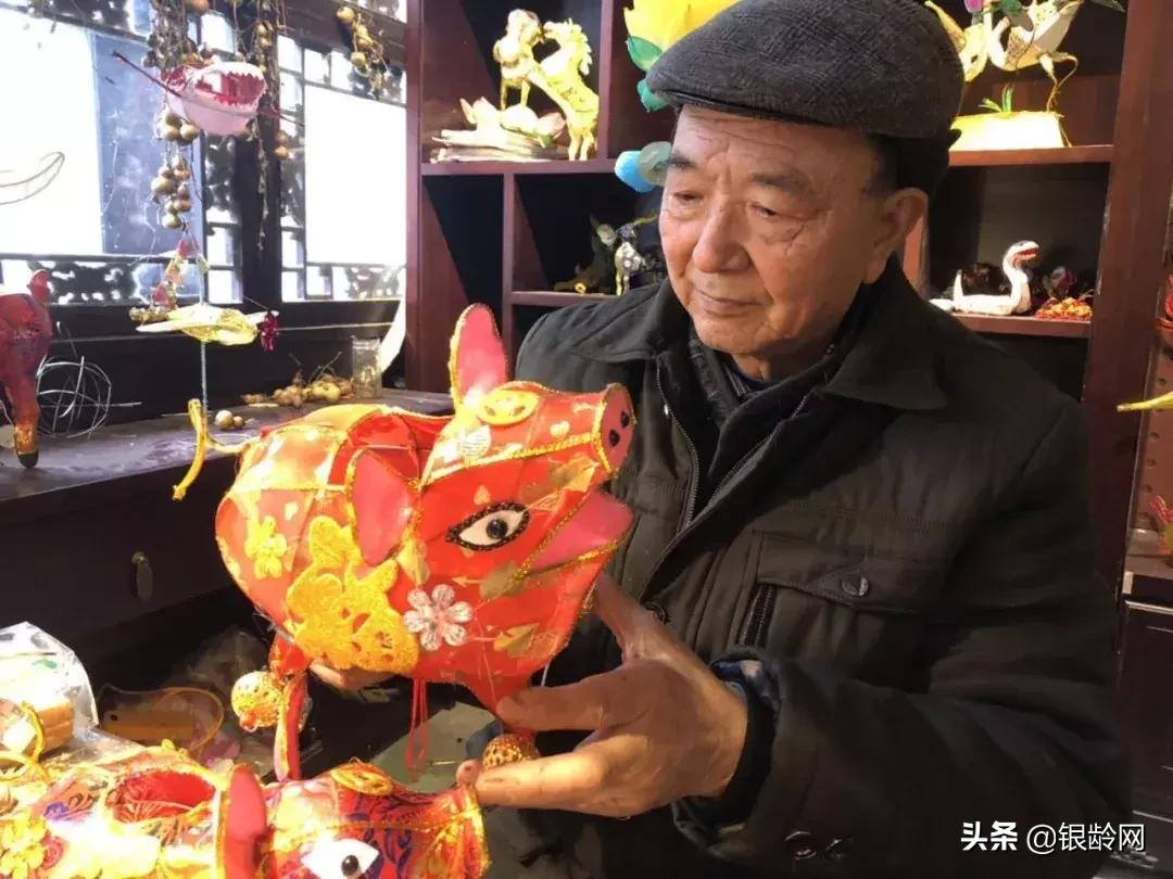 元宵故事诵读,元宵看花灯的故事