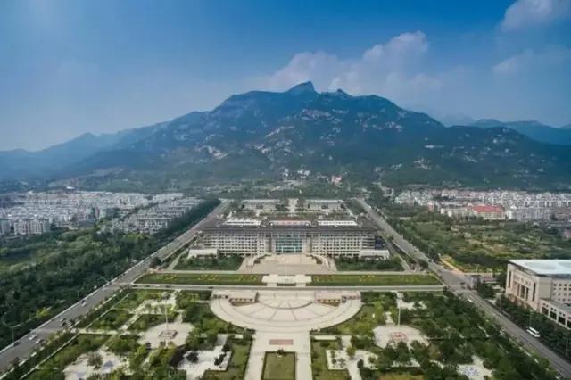 真正风水宝地案例,中国风水史三大风水宝地