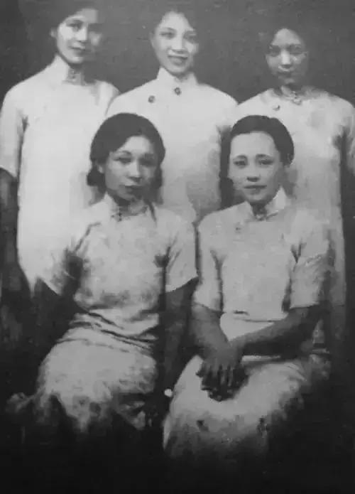 上海最后一个贵族名媛,即使生活再潦倒,也要保持自身的优雅