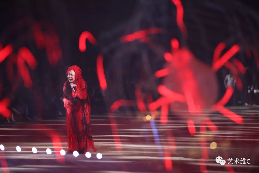 长得帅的人，事业都会成功！艺术家丁勇与他的冒险人生