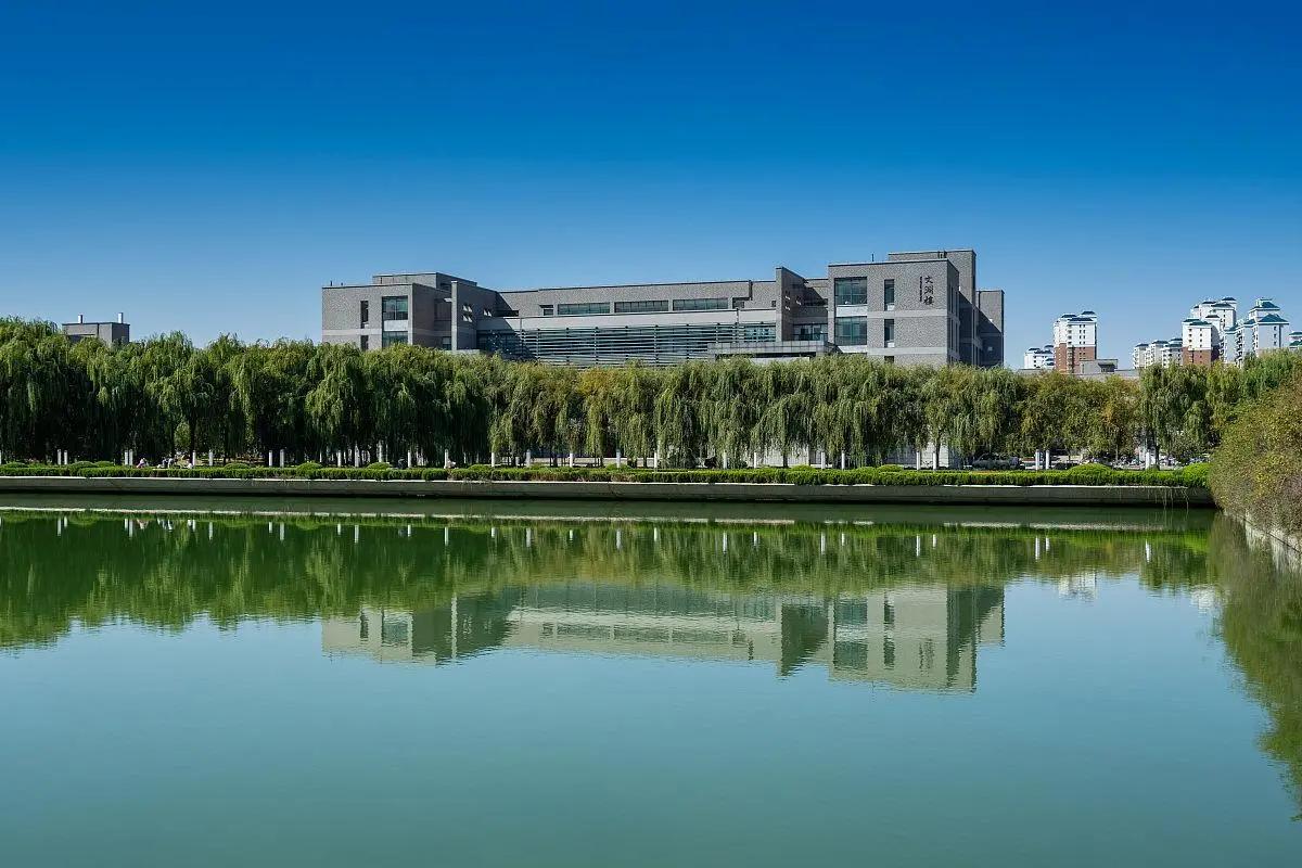 山东师范大学和曲阜师范哪个好,山东师范大学和山师哪个好